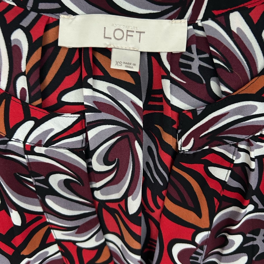 LOFT Multicolor Abstract Blouse - Picture 2 of 7